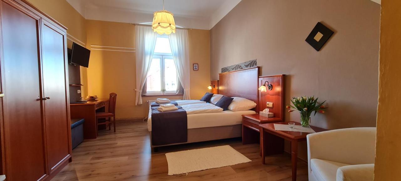 Pension Elektra Mariánské Lázně Esterno foto