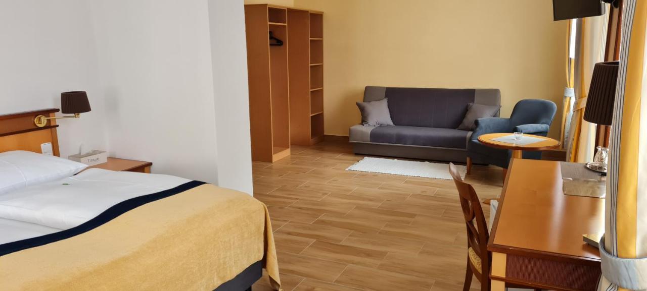 Pension Elektra Mariánské Lázně Esterno foto